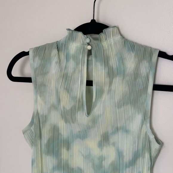 Future Collective Plisse Midi Dress Sz XXS Sleeveless Green White Yellow Boho - Picture 6 of 7